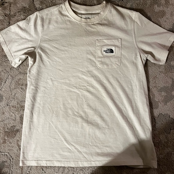 Women’s North Face Pocket Tee - M - Picture 1 of 2